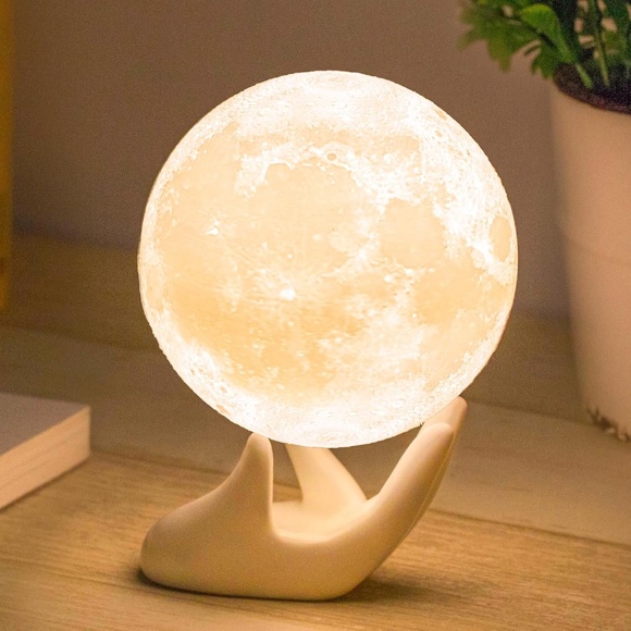 3D Moon Lamp: Touch-dimmable LED night light - Picture 1 of 6